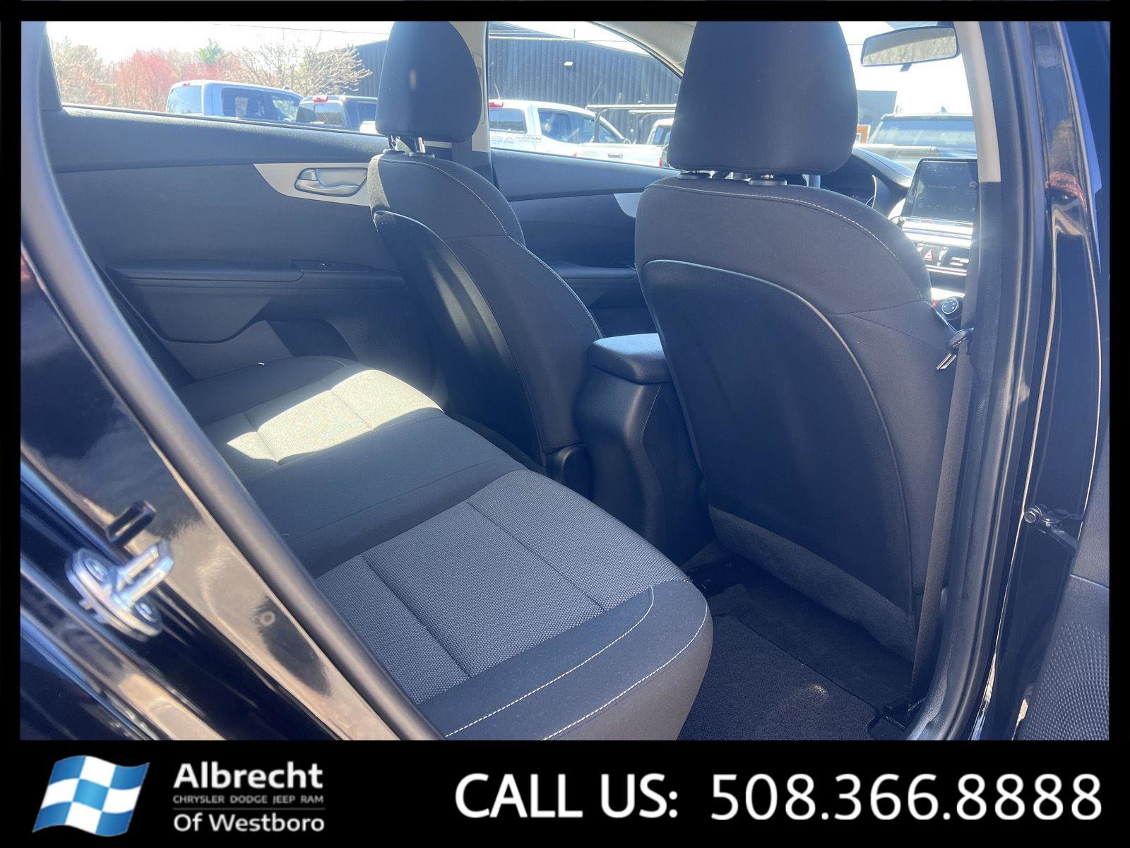 Used 2023 Kia Forte LXS w/ LXS Technology Package image 16