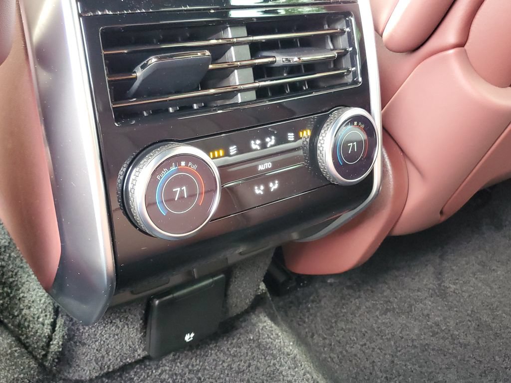 New 2026 Land Rover Range Rover SE AWD/4WD image 28