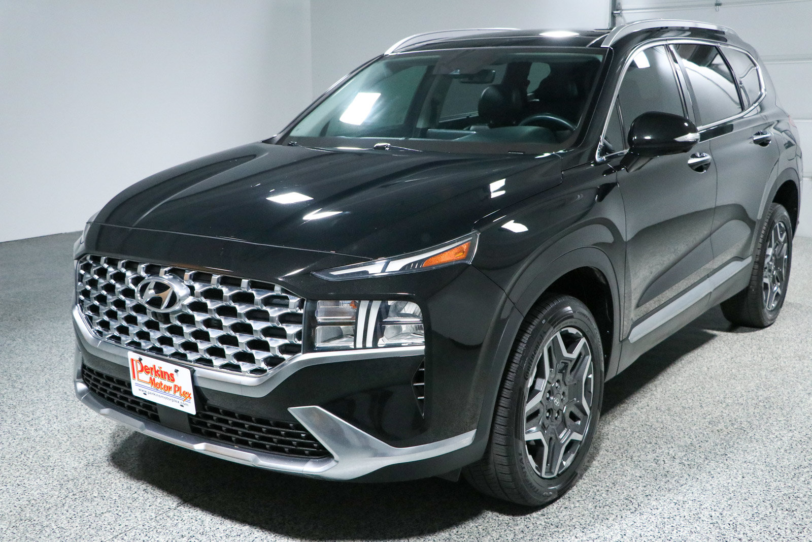 Used 2023 Hyundai Santa Fe SEL Premium AWD/4WD image 32