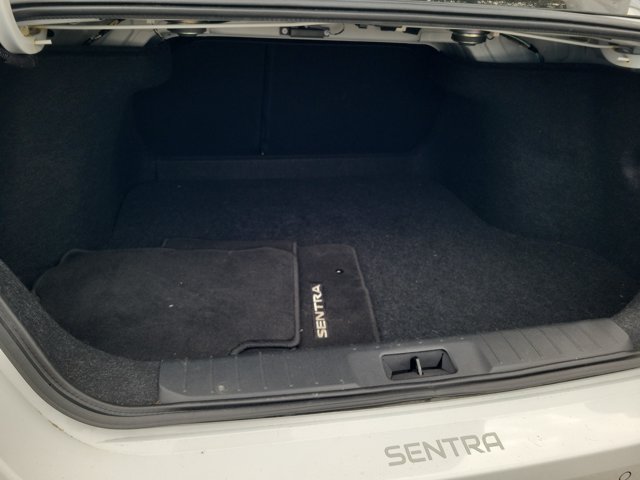 Certified 2022 Nissan Sentra SV FWD image 12