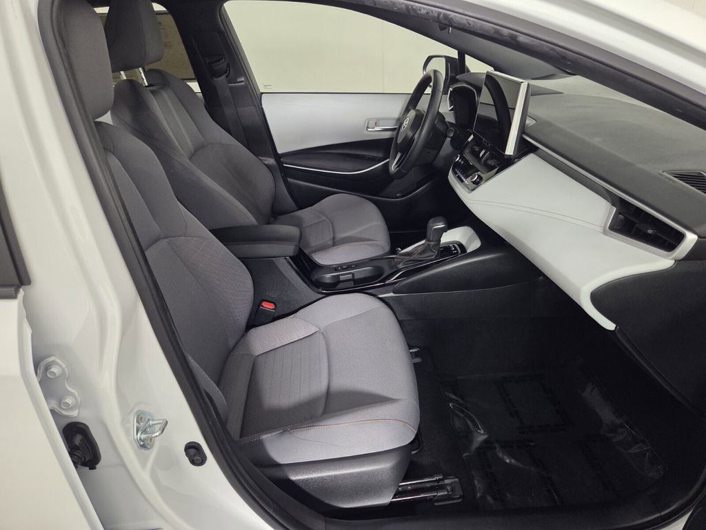 Used 2025 Toyota Corolla FX w/ Convenience Package image 32