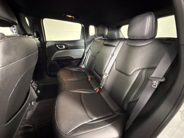 Used 2025 Jeep Compass Limited AWD/4WD image 26