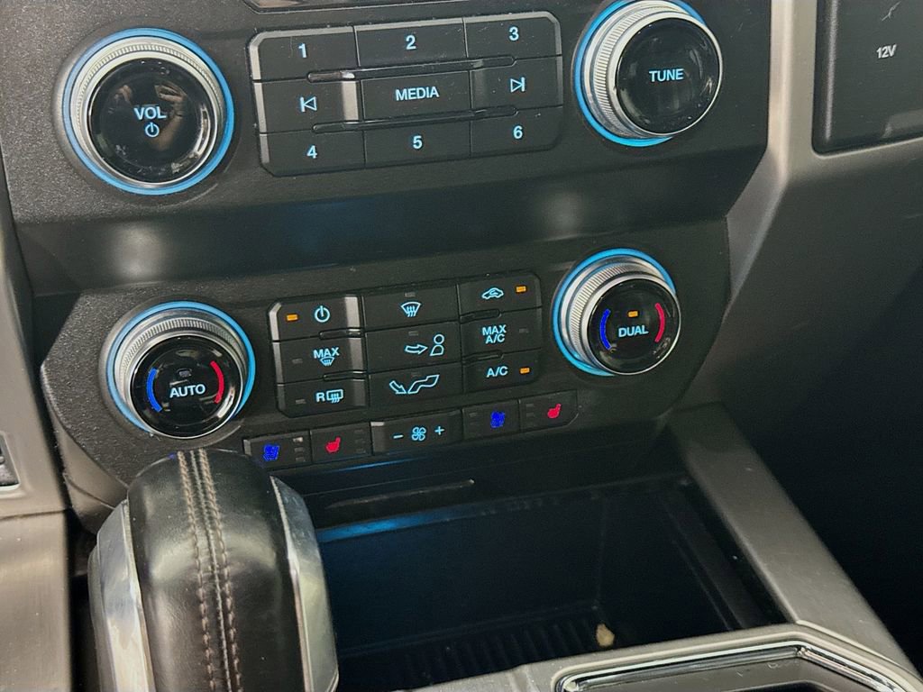 Used 2020 Ford F150 Platinum AWD/4WD image 16