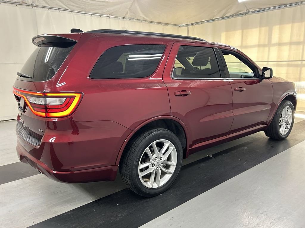 Used 2023 Dodge Durango GT image 2