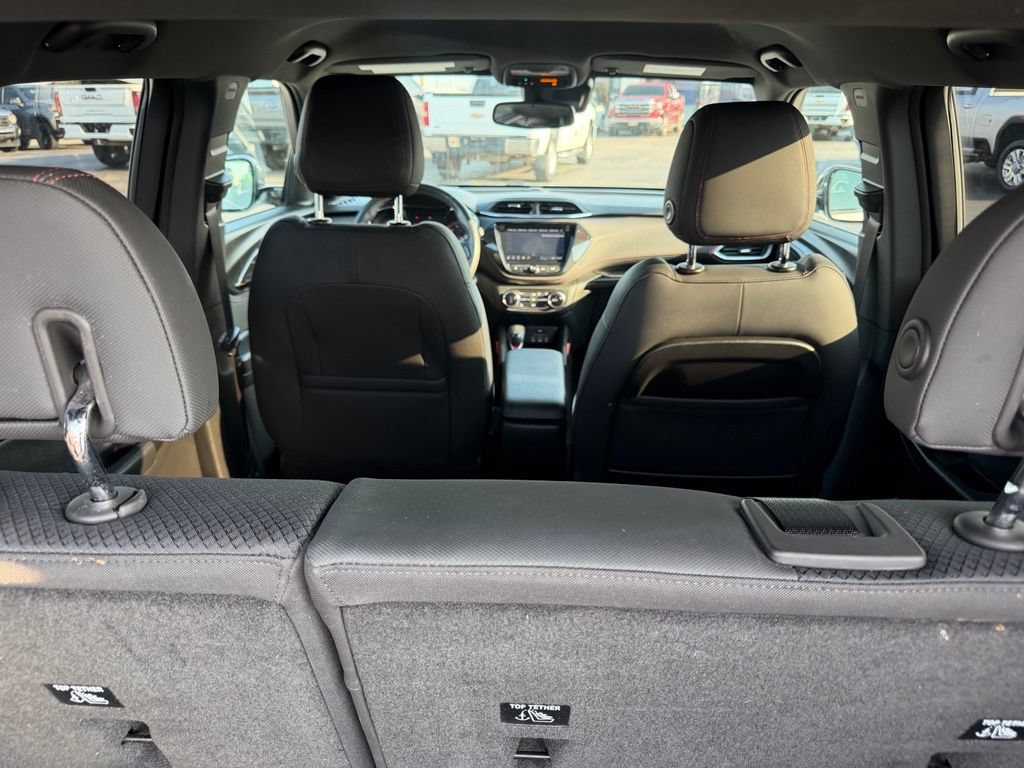 Used 2022 Chevrolet TrailBlazer RS w/ Technology Package FWD image 19