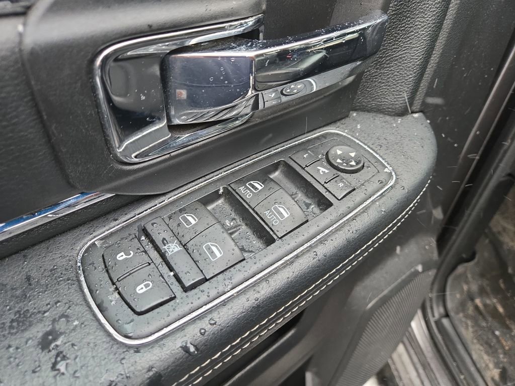 Used 2016 RAM 3500 Laramie image 8