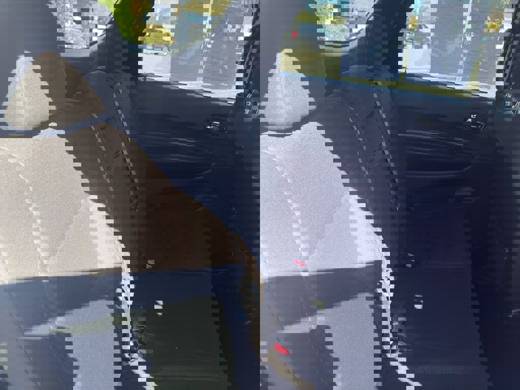 Used 2025 Dodge Durango GT image 24