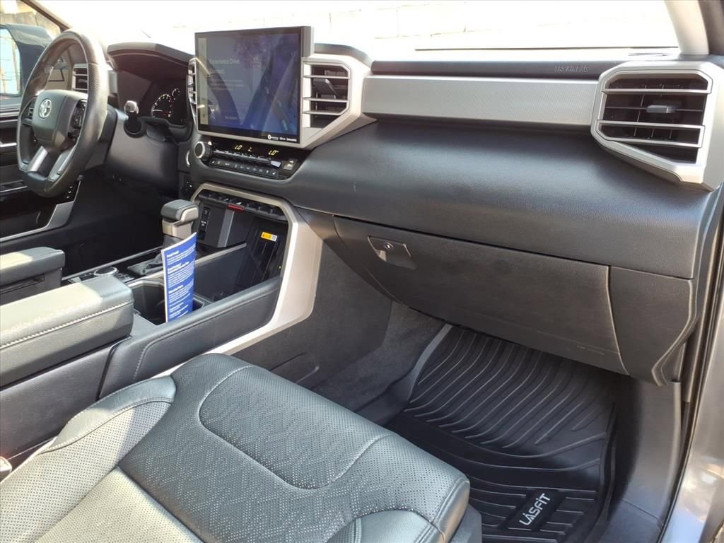 Used 2022 Toyota Tundra Limited w/ Power Package image 6