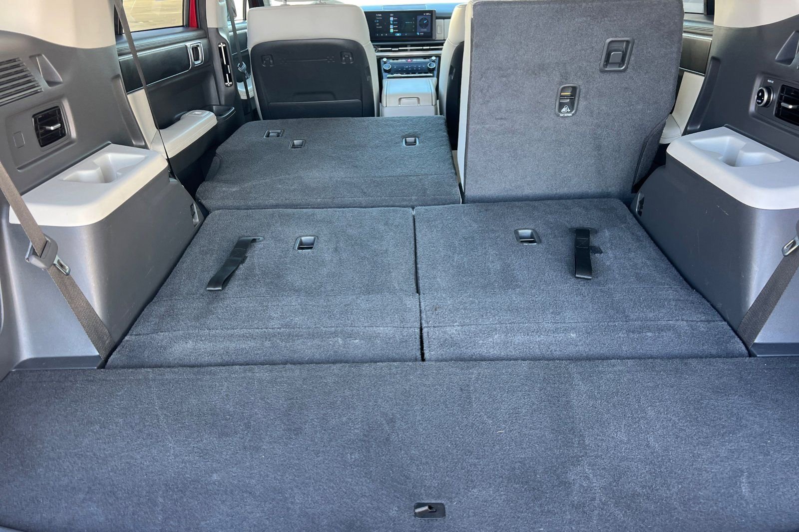 Used 2024 Hyundai Santa Fe SEL image 16