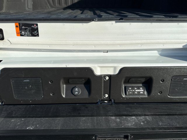 Used 2024 GMC Sierra 1500 Denali w/ Technology Package AWD/4WD image 18