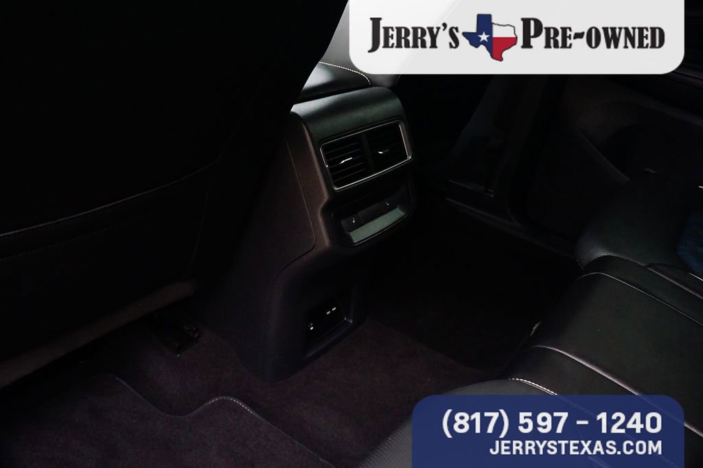 Used 2024 Volkswagen Atlas Cross Sport SEL Premium R-Line AWD/4WD image 21