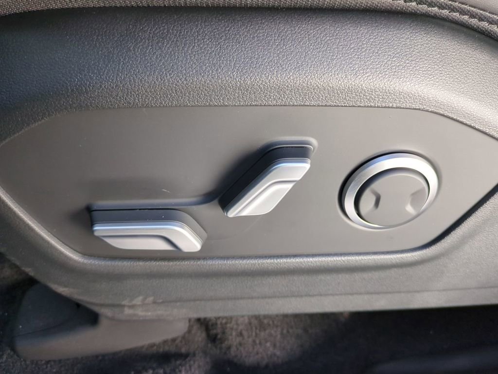 New 2026 Hyundai Santa Fe SEL image 23