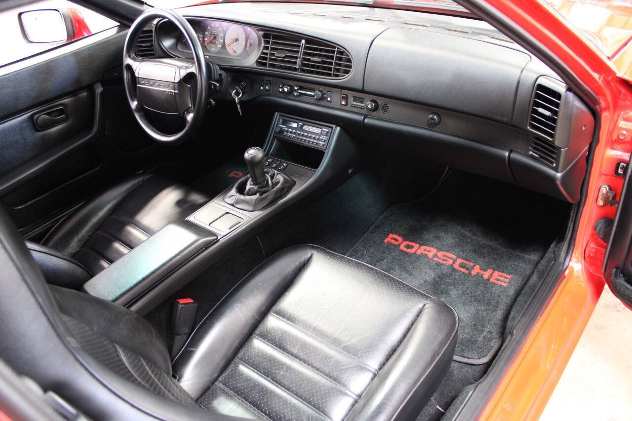 Used 1987 Porsche 944 Turbo RWD image 24