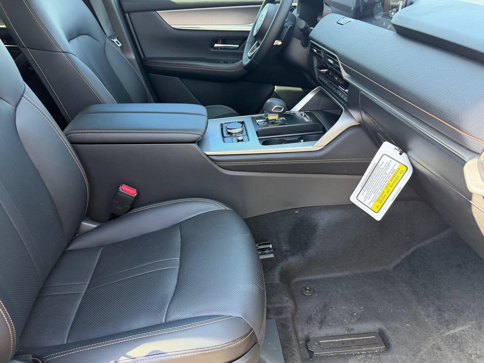 New 2026 MAZDA CX-90 Plug-In Hybrid w/Premium Sport AWD/4WD image 13