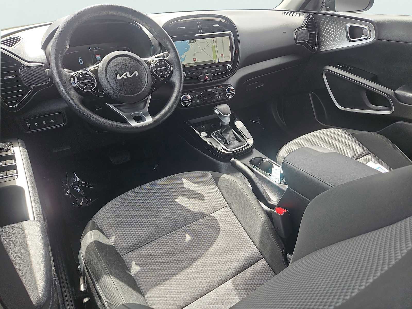 Used 2023 Kia Soul S image 10