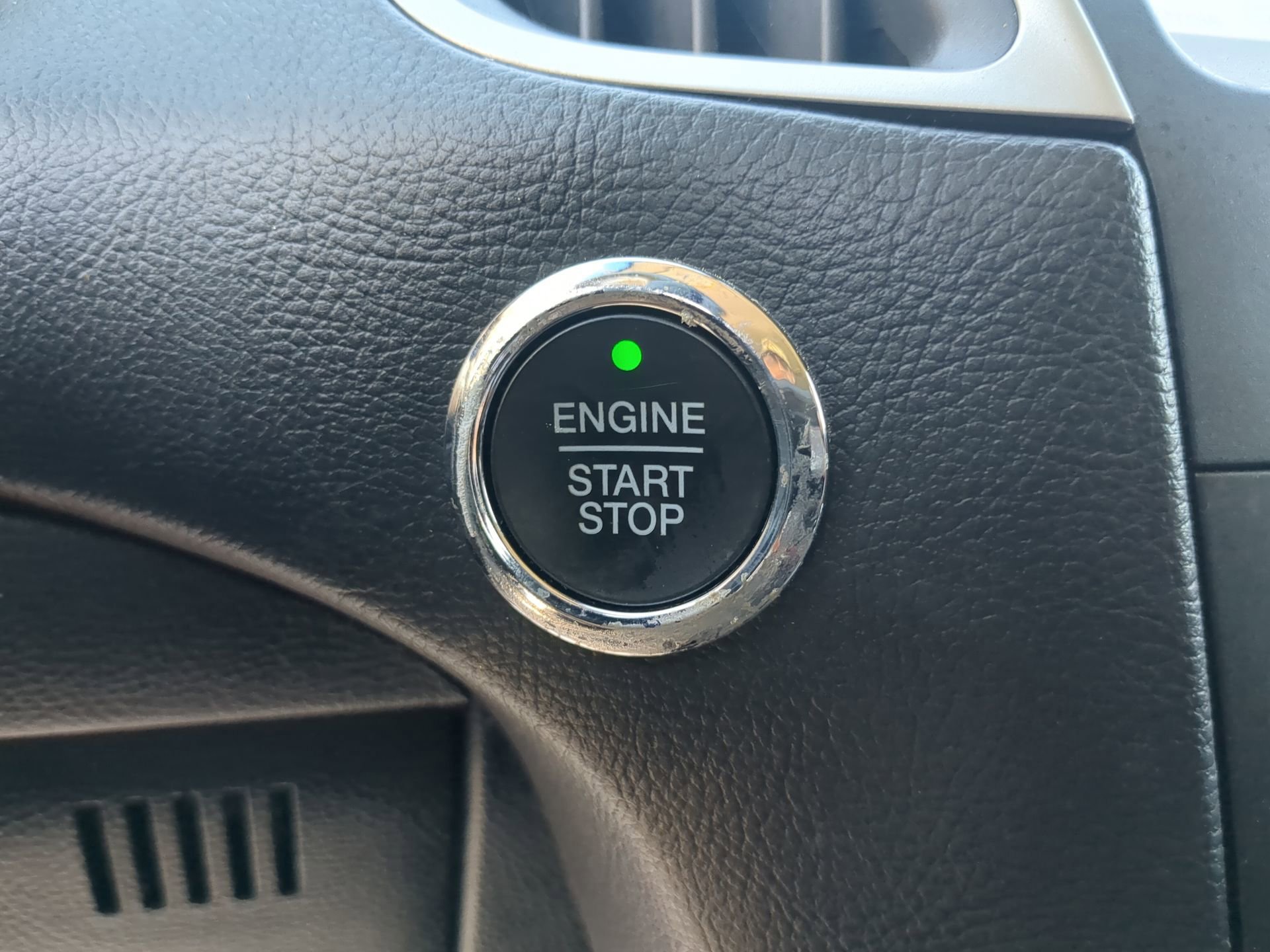 Certified 2017 Ford Edge SEL w/ Equipment Group 201A image 52