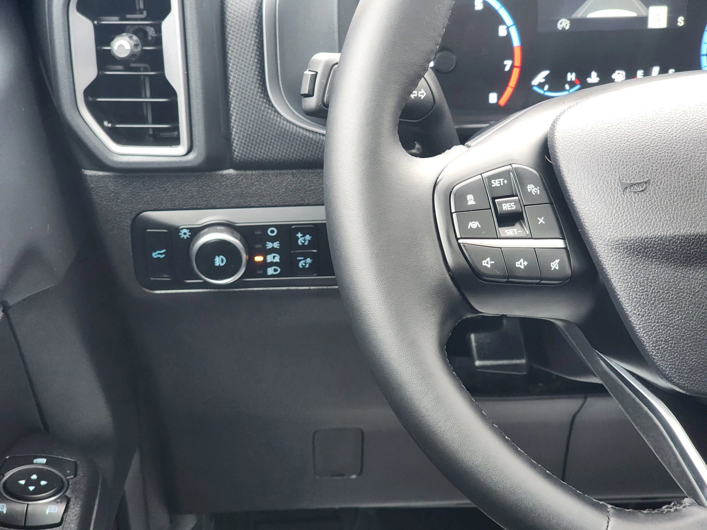 Used 2024 Ford Bronco Sport Big Bend w/ Convenience Package image 12