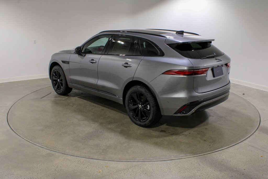 New 2026 Jaguar F-PACE R-Dynamic S image 3
