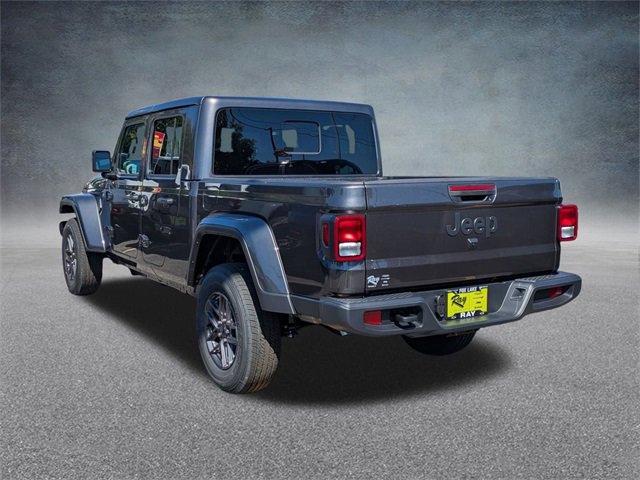 New 2025 Jeep Gladiator Sport image 6