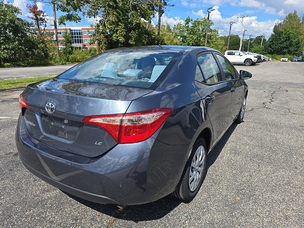 Used 2017 Toyota Corolla LE w/ Carpet Mat Package (TMS) FWD image 12