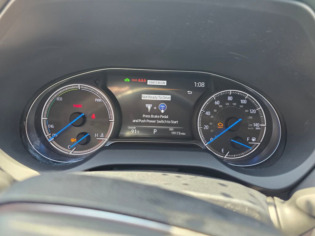 Used 2023 Toyota Venza LE AWD/4WD image 16