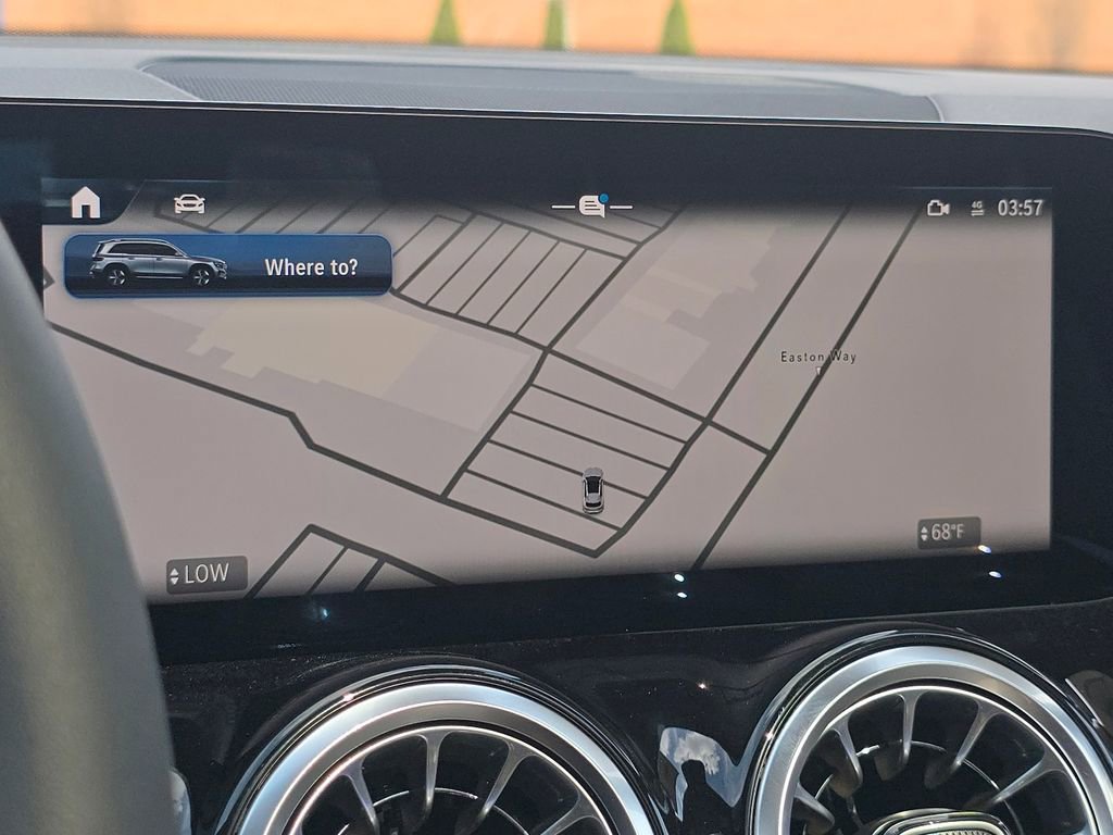 New 2026 Mercedes-Benz GLB 250 4MATIC image 4