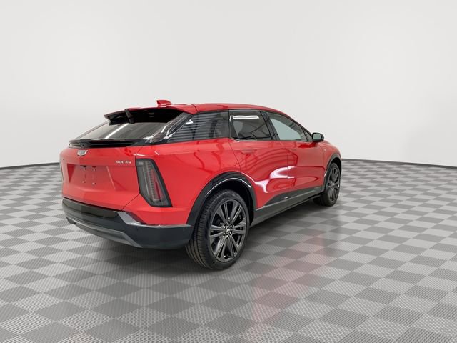 New 2025 Cadillac Optiq Sport 2 w/ LPO, Floor Liner Package AWD/4WD image 11