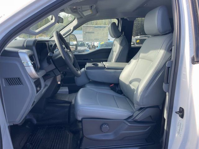 New 2025 Ford F450 XL w/ XL Chrome Package image 2