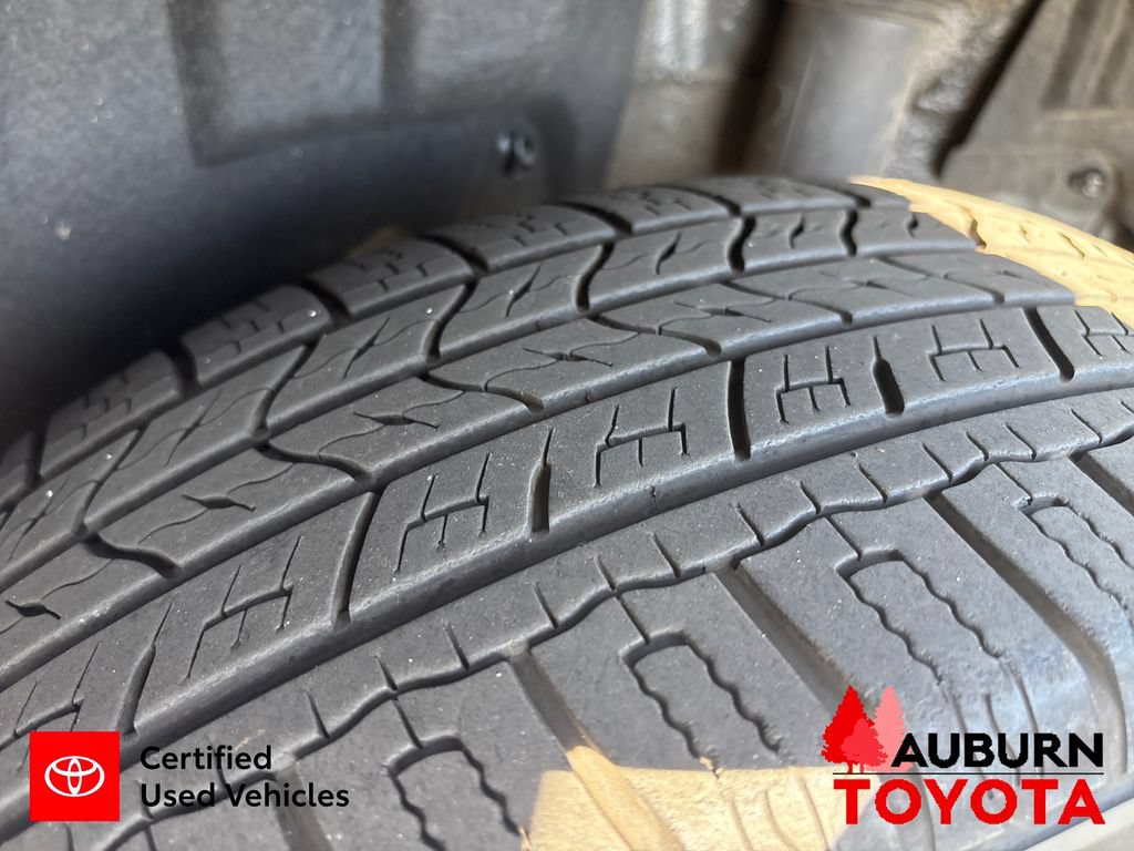 Certified 2021 Toyota RAV4 XLE w/ XLE Grade Weather Package AWD/4WD image 27