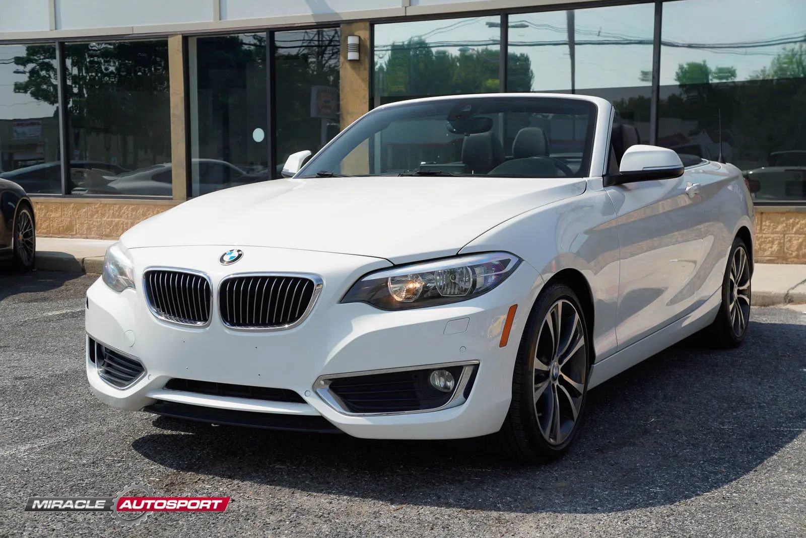 Used 2017 BMW 230i xDrive Convertible AWD/4WD image 2