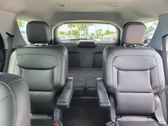 Certified 2022 Ford Explorer XLT w/ Equipment Group 202A image 18
