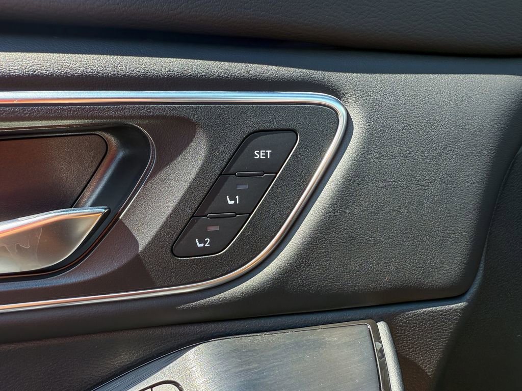 Certified 2024 Nissan Rogue Platinum image 38