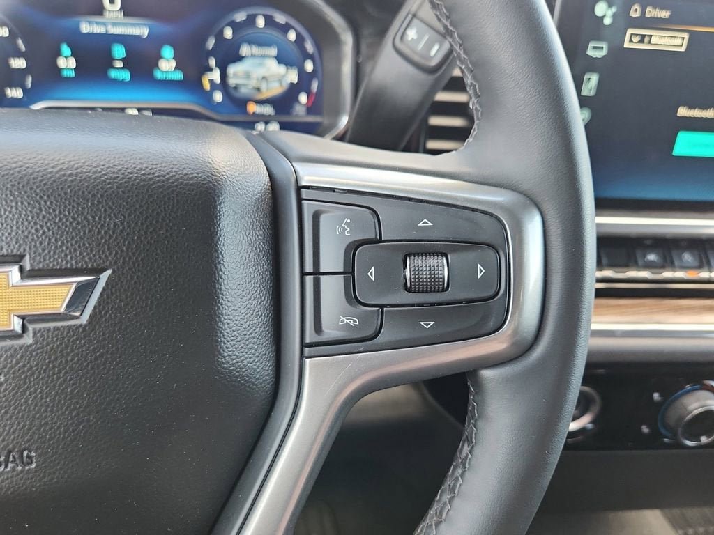 Used 2024 Chevrolet Silverado 1500 LT AWD/4WD image 22