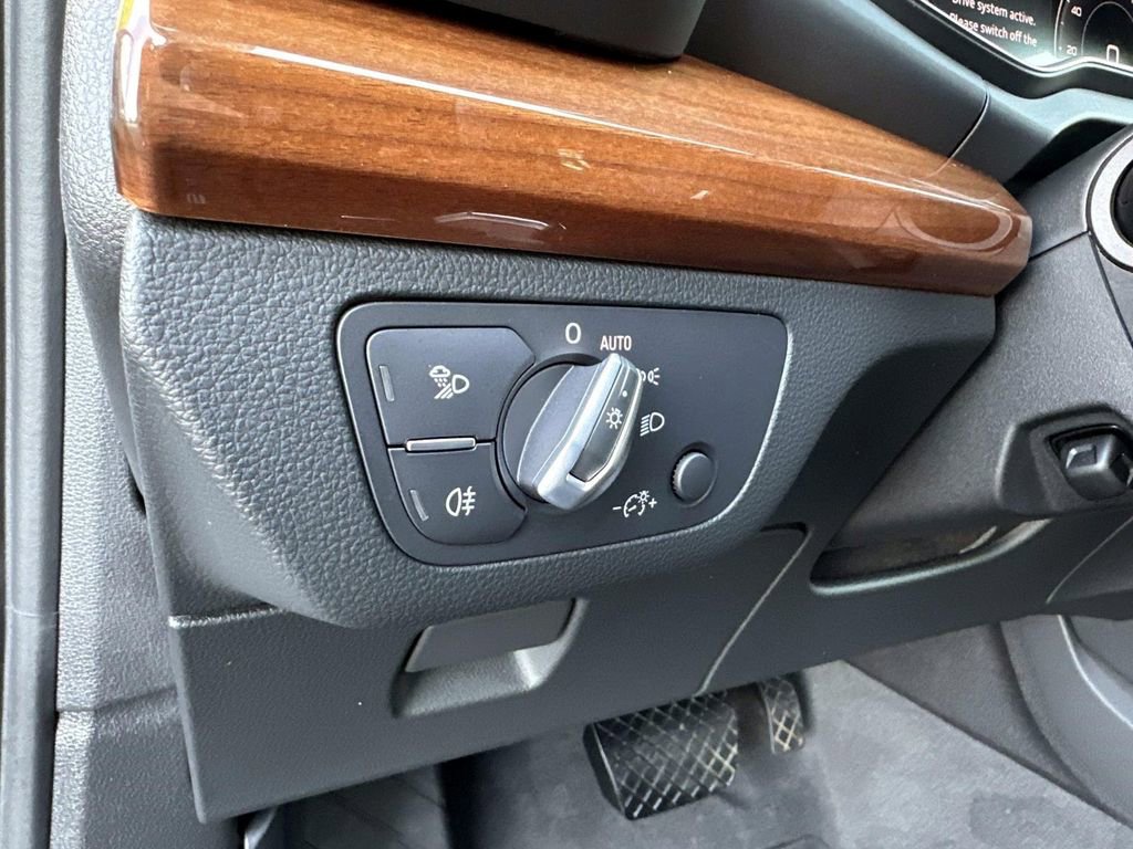 Used 2022 Audi Q5 2.0T Premium Plus w/ Premium Plus Package image 15