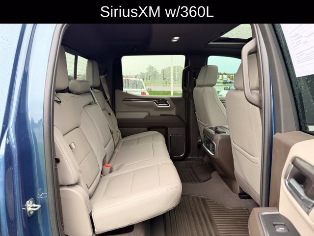 Used 2023 Chevrolet Silverado 1500 High Country w/ Technology Package AWD/4WD image 10