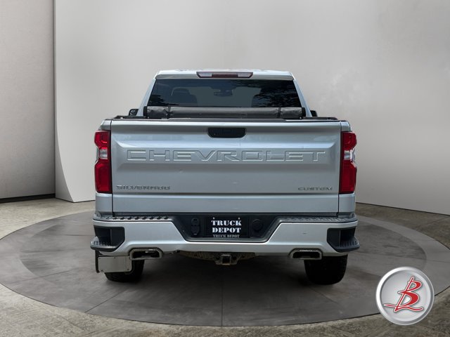 Used 2019 Chevrolet Silverado 1500 Custom w/ Custom Convenience Package AWD/4WD image 6