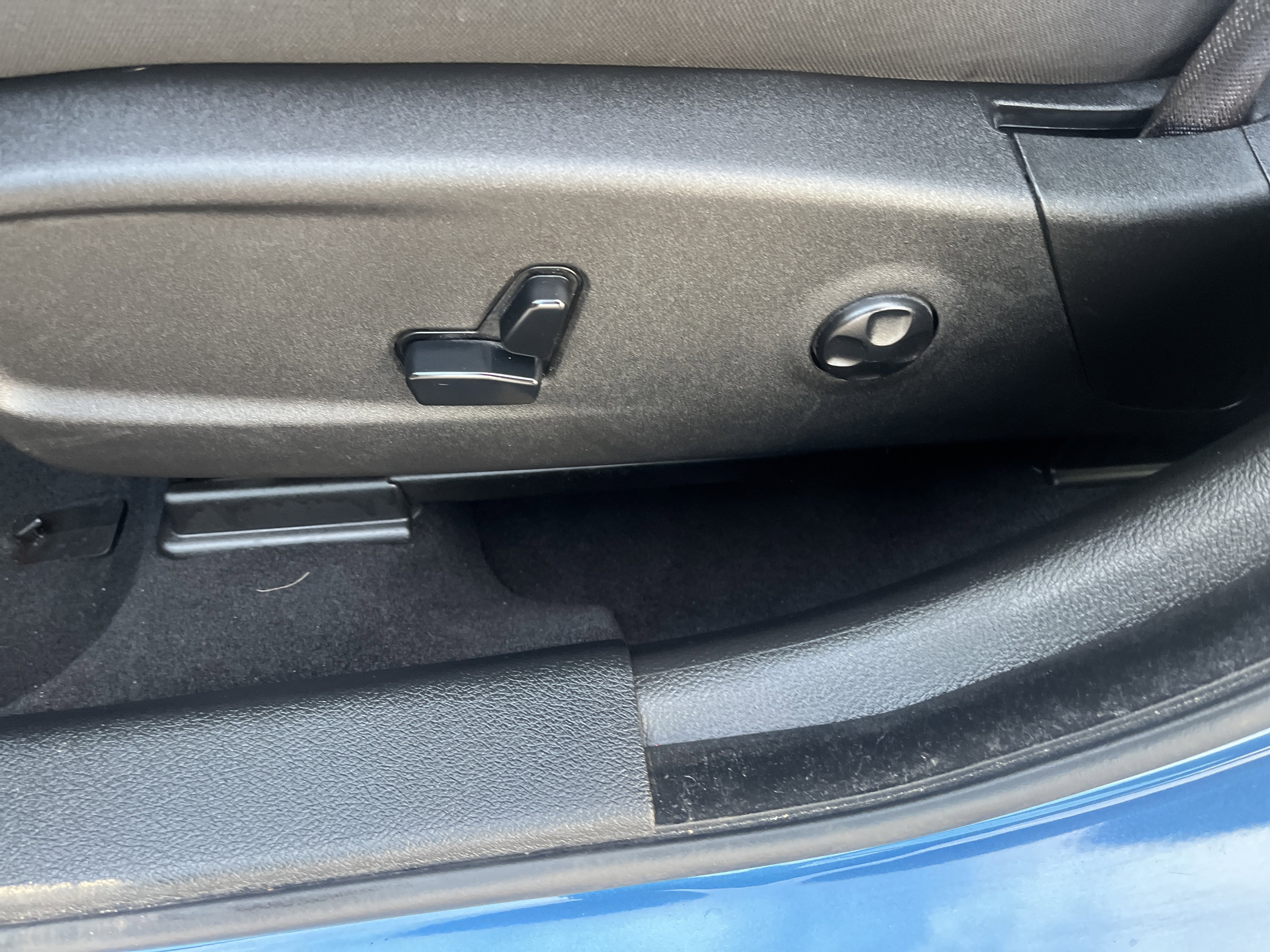 Used 2021 Dodge Charger SXT w/ Blacktop Package image 10