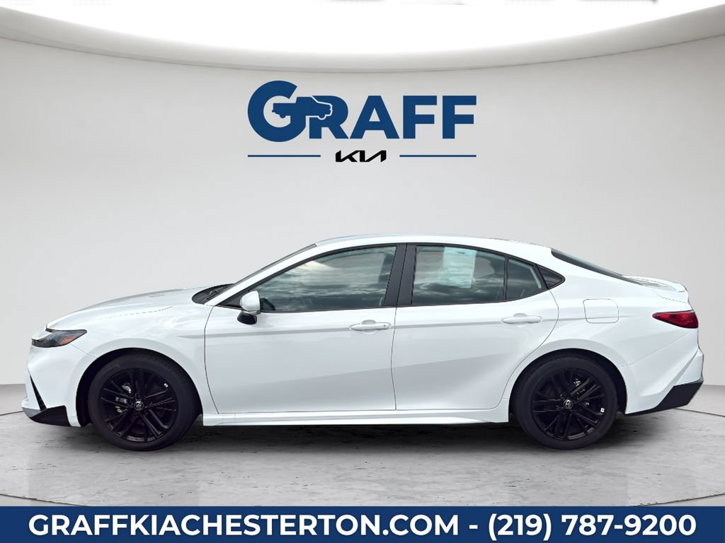 Used 2026 Toyota Camry SE w/ Convenience Package AWD/4WD image 4