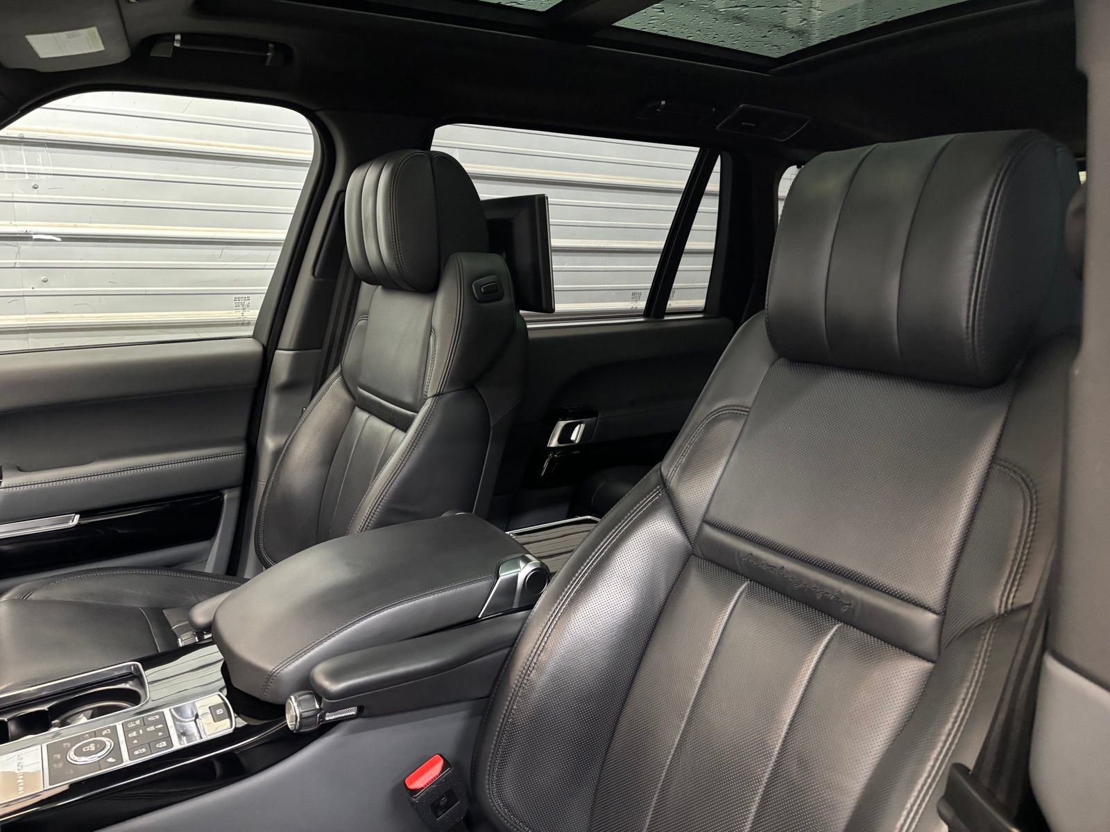 Used 2016 Land Rover Range Rover LWB SV Autobiography AWD/4WD image 9
