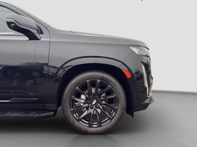 Used 2023 Cadillac Escalade Sport w/ LPO, ONYX Package image 21