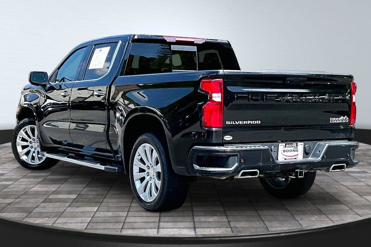 Used 2022 Chevrolet Silverado 1500 High Country AWD/4WD image 3