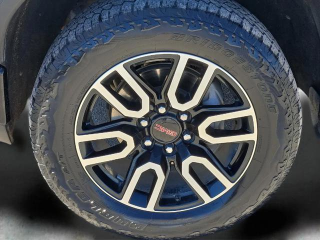 Used 2021 GMC Sierra 1500 AT4 w/ AT4 Preferred Package image 9