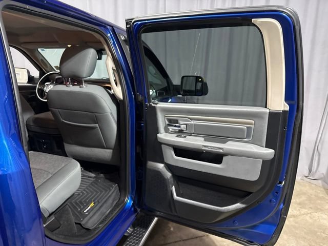 Used 2017 RAM 1500 Outdoorsman AWD/4WD image 33