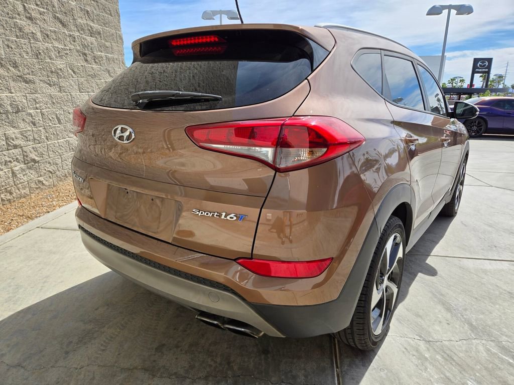 Used 2017 Hyundai Tucson Sport w/ Cargo Package image 4