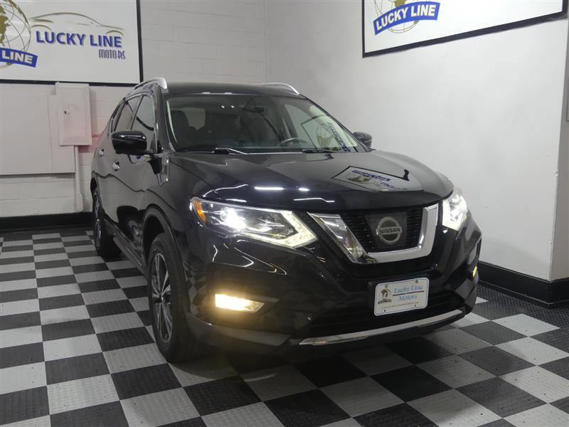 Used 2017 Nissan Rogue SL w/ SL HEV Premium Package image 5