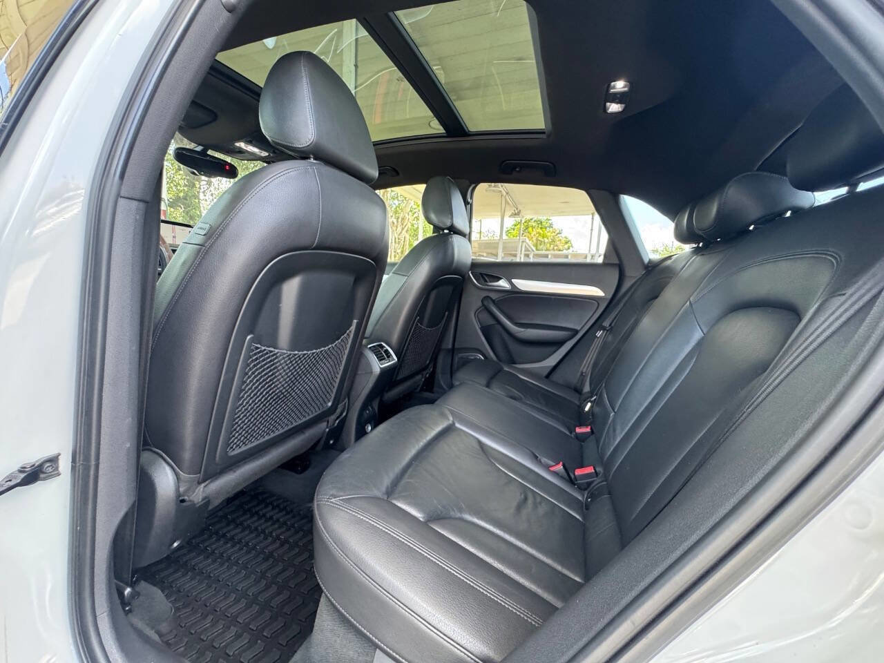 Used 2015 Audi Q3 2.0T Prestige AWD/4WD image 16