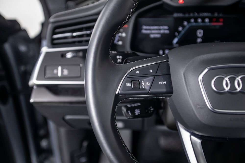 Used 2025 Audi Q8 Prestige image 35