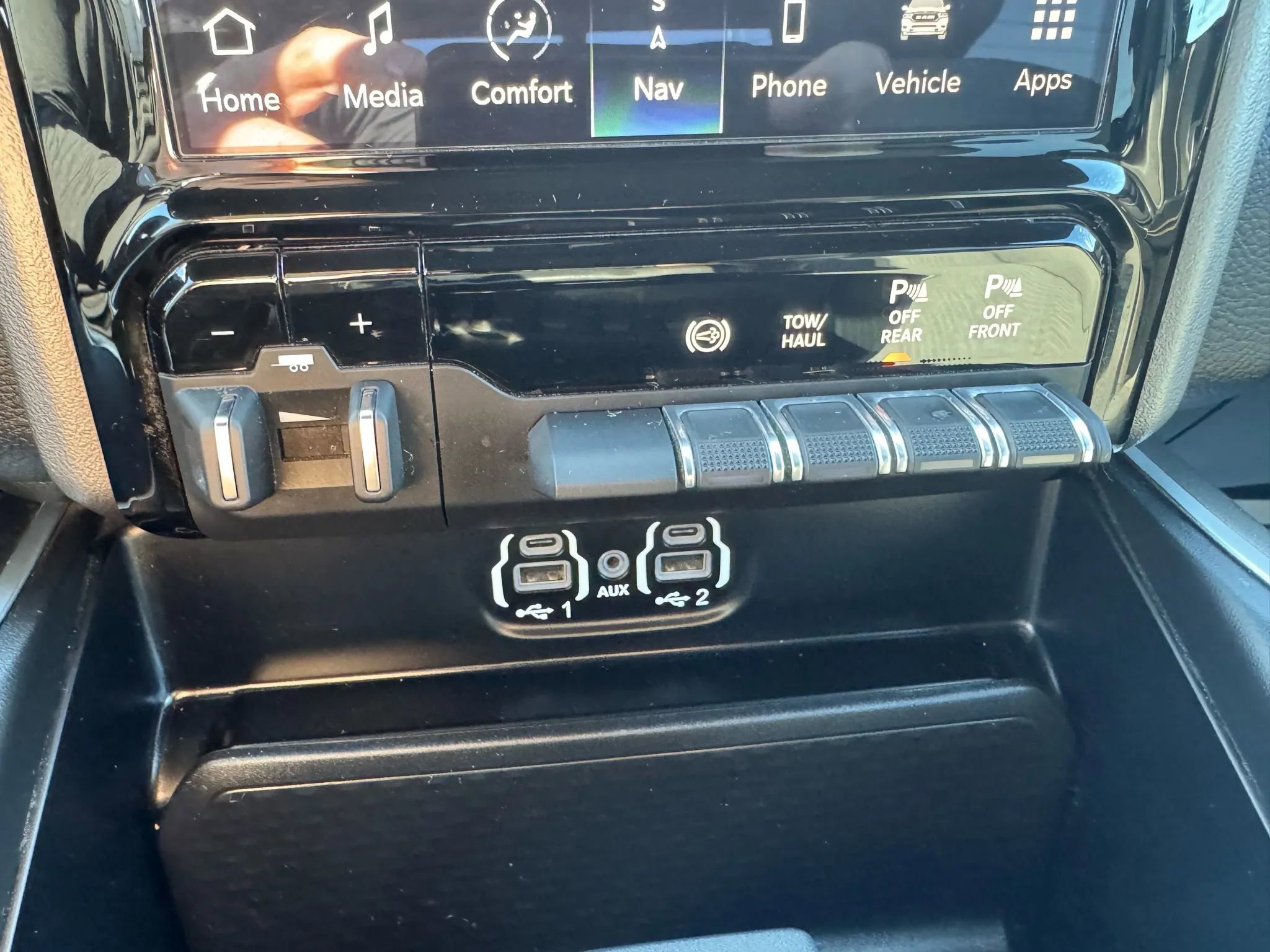 Used 2024 RAM 2500 Big Horn w/ Level 2 Equipment Group image 10