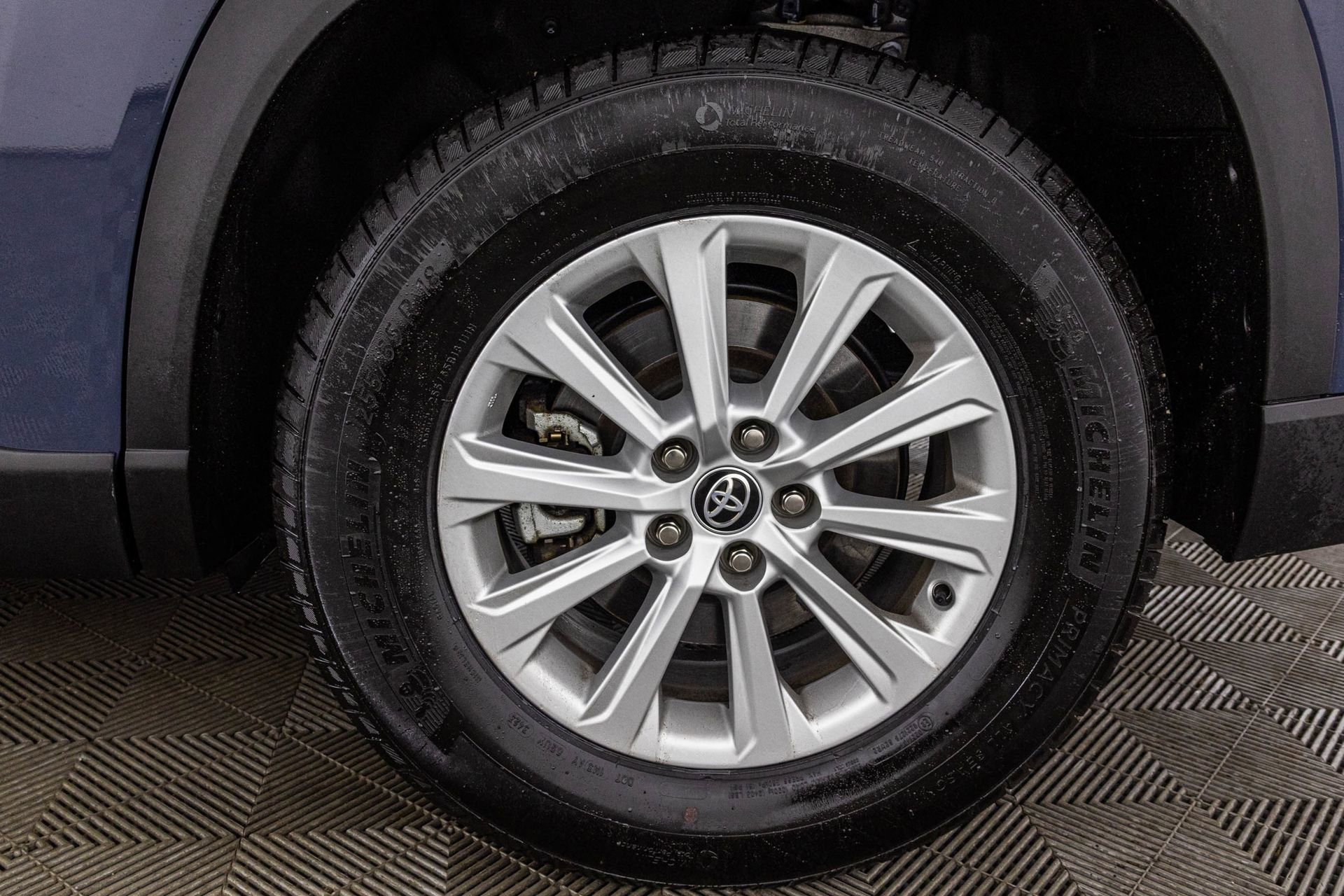 Used 2024 Toyota Grand Highlander XLE image 52