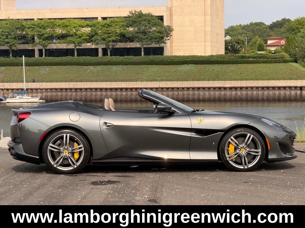 Used 2019 Ferrari Portofino RWD image 6